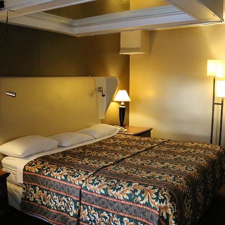 Miami Inn & Suites Oak Lawn Eksteriør billede