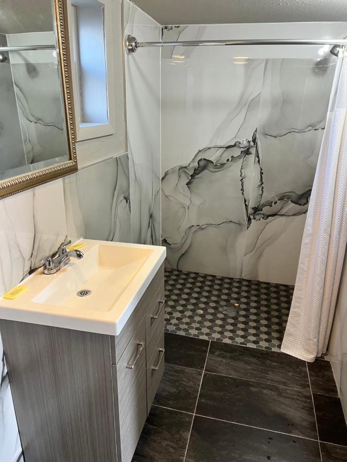 Miami Inn & Suites Oak Lawn Eksteriør billede