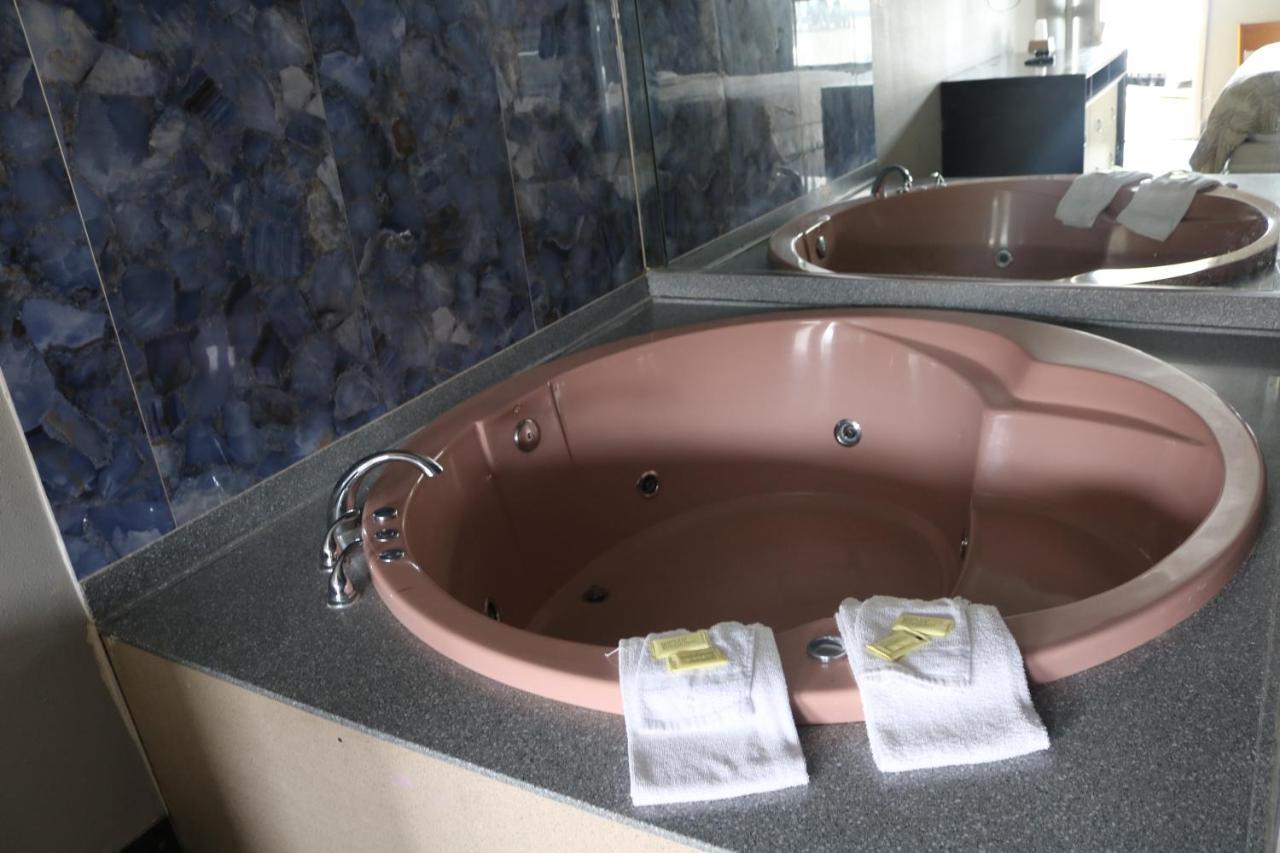 Miami Inn & Suites Oak Lawn Eksteriør billede