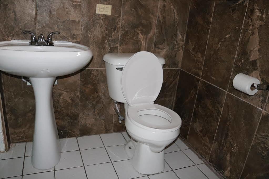 Miami Inn & Suites Oak Lawn Eksteriør billede