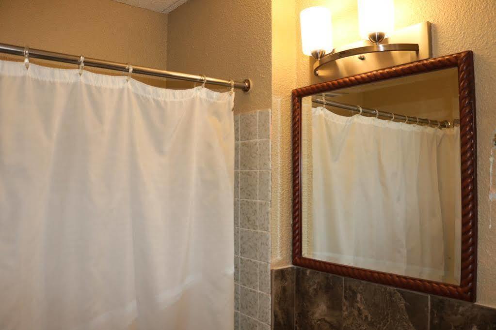 Miami Inn & Suites Oak Lawn Eksteriør billede